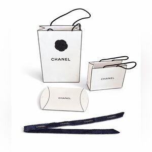 4 Pc  Chanel  Bag Set  2025, Med Bag  W/Camilla Flower, Sm Bag W/ribbon, GC Box